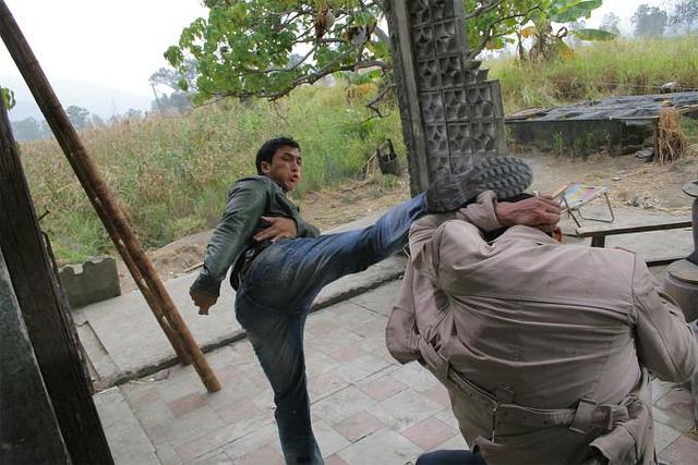 吴京武术套路视频_吴京：新时代的武术与动作电影明星_武术电影吴京明星时代动作新片