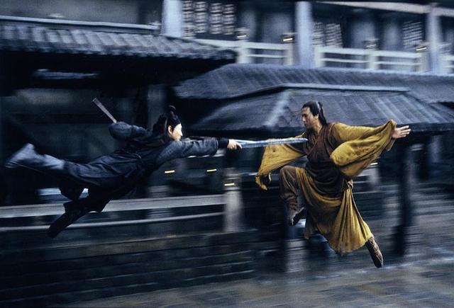 吴京武术套路视频_武术电影吴京明星时代动作新片_吴京：新时代的武术与动作电影明星
