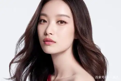 刘亦菲：从小花到女神的蜕变_小花蜕变女神刘亦菲到底是谁_小花蜕变女神刘亦菲到第几集了