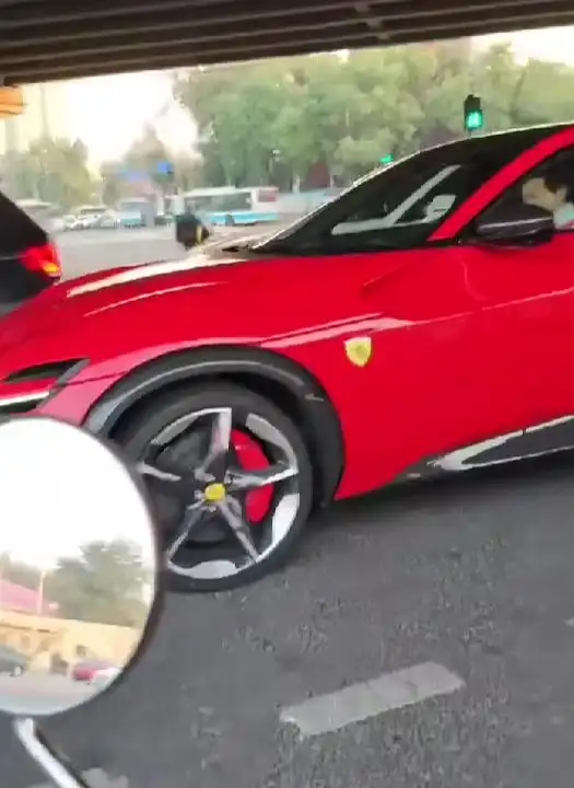 小米手机市场竞争_高性价比手机市场的领导者：小米_小米销售最好的手机