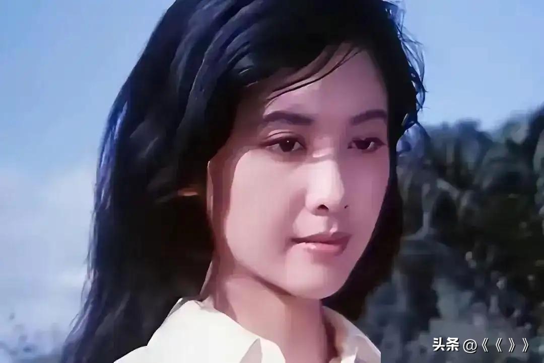共鸣的情感语录_共鸣的感情是什么意思_朱琳的艺术表达与情感共鸣
