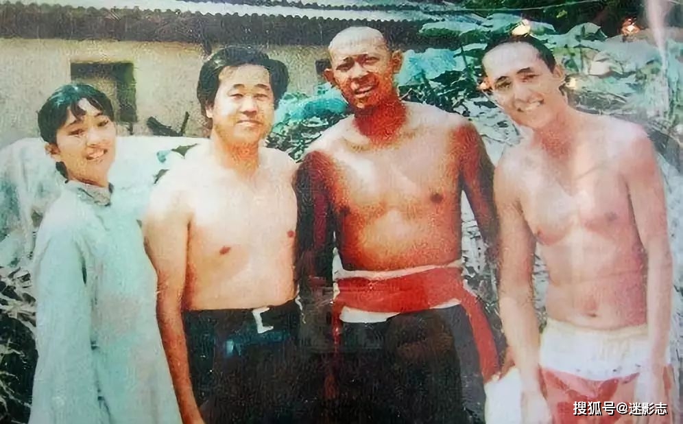 张艺谋捧红巩俐_巩俐与张艺谋：合作与艺术的火花_想知道张艺谋和巩俐的事